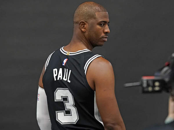 Chris Paul tak tutup kemungkinan tambah masa bermain di NBA.