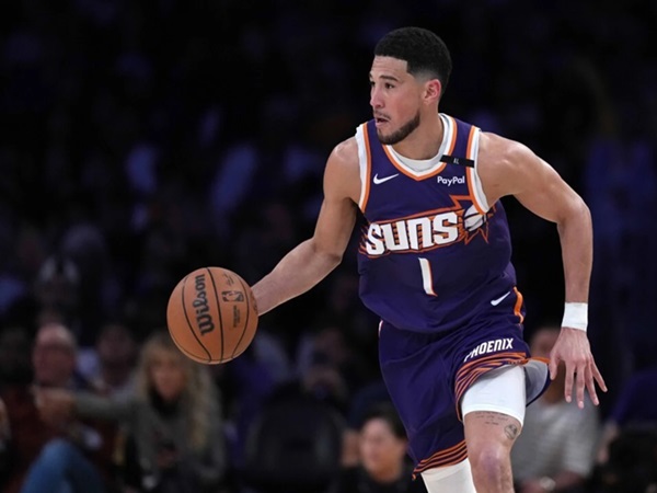 Damian Lillard Puji Loyalitas Devin Booker Bersama Suns