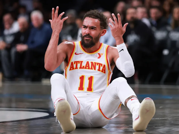 Trae Young kecewa dengan penundaan perpanjangan kontrak ini meskipun ia telah berusaha keras selama libur kompetisi. (Foto: AP)