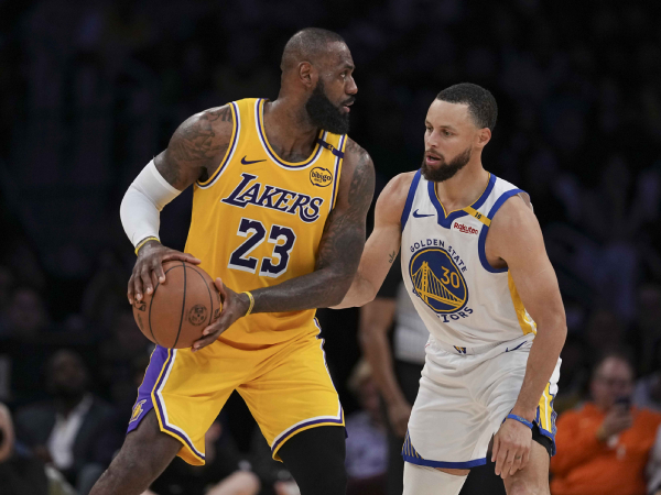 Lakers dan Warriors adalah satu-satunya tim yang dijadwalkan tampil di Malam Pembukaan dan Natal musim 2025-26. (Foto: AP)