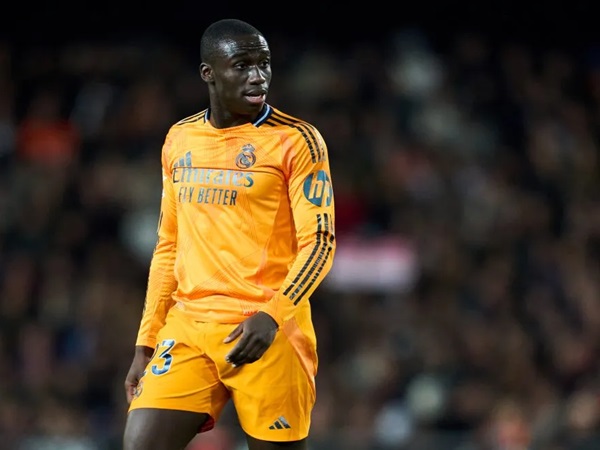 Ferland Mendy Belum Tahu Kapan Bisa Kembali Bermain