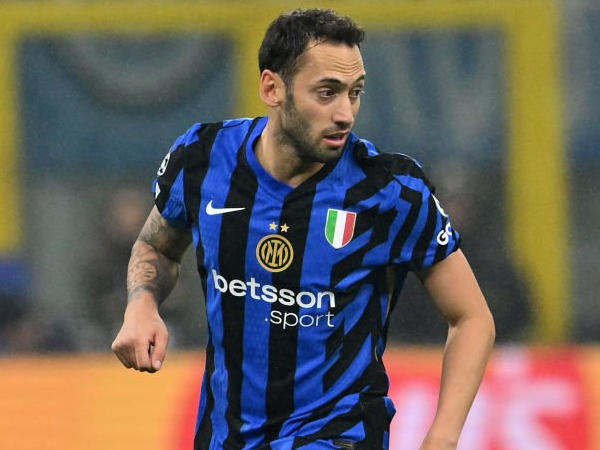 Hakan Calhanoglu