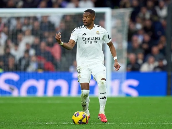 David Alaba Bantah Rumor Kepindahan ke Arab Saudi