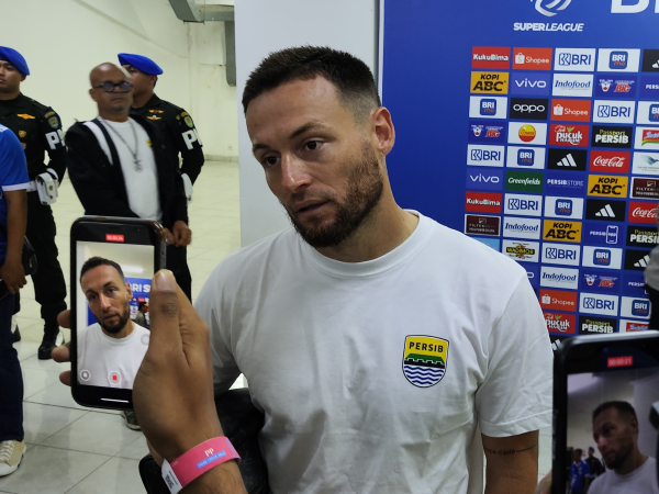 Kapten Persib, Marc Klok