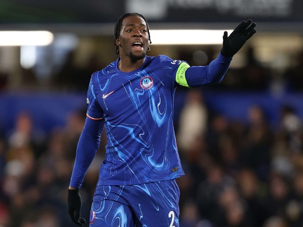 Bek Chelsea, Axel Disasi, diincar oleh Wolves
