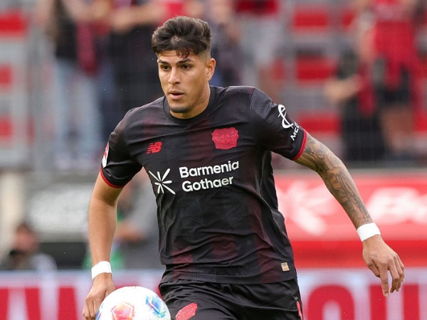 Chelsea mengidentifikasi bek Bayer Leverkusen, Piero Hincapie