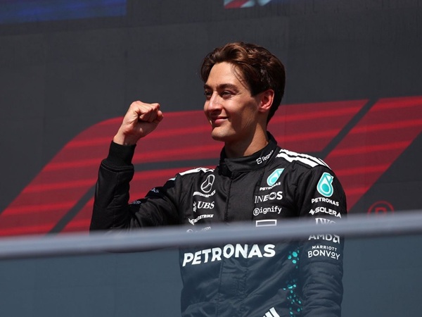 George Russell pebalap tim Mercedes F1