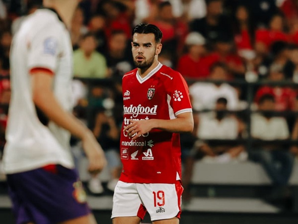 Penyerang muda Bali United, Jens Raven