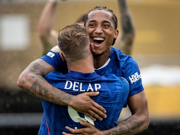 Duo striker Chelsea, Joao Pedro dan Liam Delap