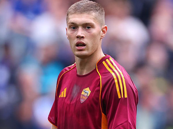 Artem Dovbyk.