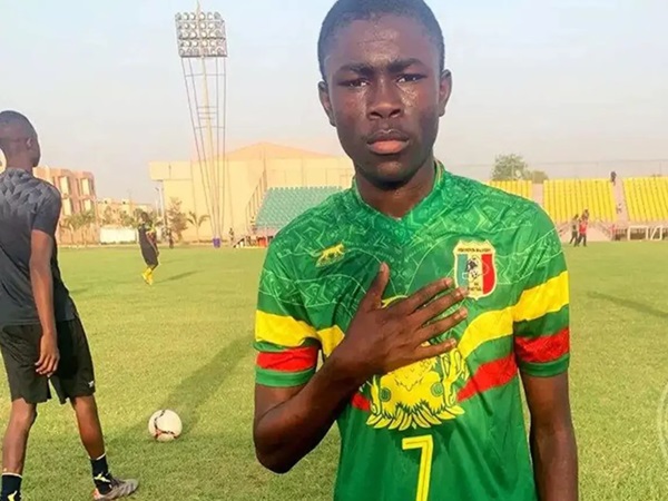 Barcelona Merekrut Dua Pemain Berbakat Asal Afrika
