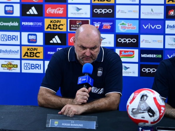 Pelatih Persib, Bojan Hodak