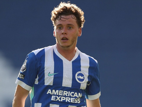 Bek kiri Brighton, Maxim De Cuyper. (Foto: Steve Bardens/Getty Images)