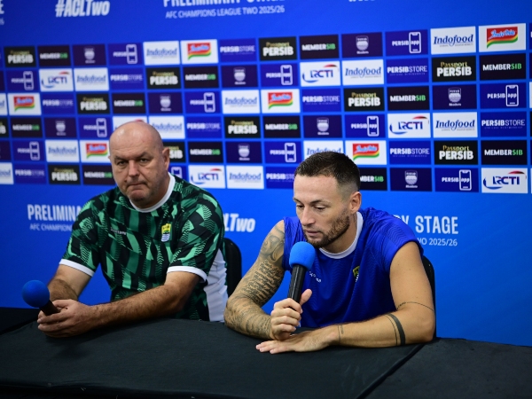 Kapten Persib, Marc Klok
