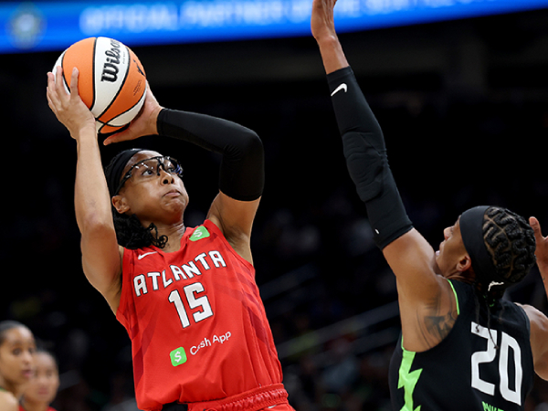 Allisha Gray mencetak 22 poin saat Atlanta Dream membukukan kemenangan 85-75 atas Seattle Storm pada Rabu (13/8). (Foto: AP)