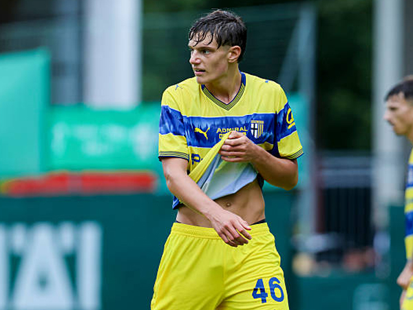 Kalahkan Duo Milan, Liverpool Dapatkan Giovanni Leoni dari Parma