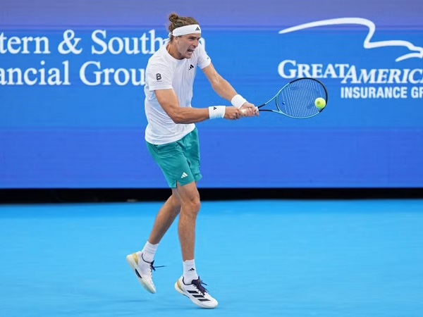 Karen Khachanov Cedera, Alexander Zverev Tembus Perempatfinal Di Cincinnati