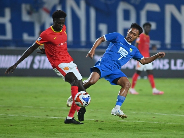 Persib kalahkan Manila Digger 2-1