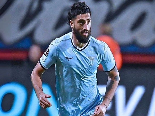 Bek terpinggirkan Lazio