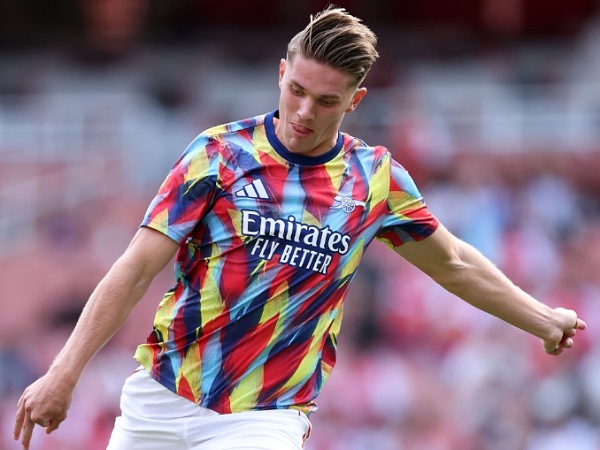 Viktor Gyokeres dipuji oleh mantan bek Arsenal, Lee Dixon