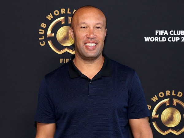 Mantan bek Arsenal, Mikael Silvestre