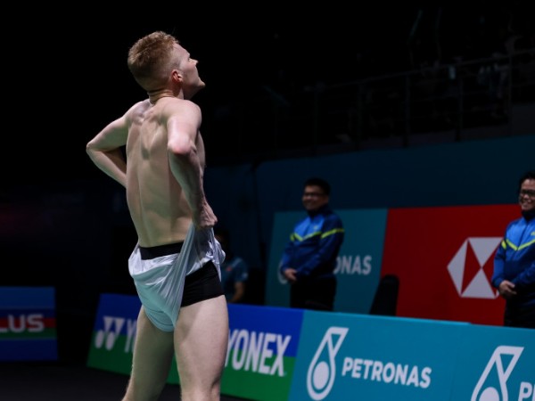 Sparing Partner Bersama Anders Antonsen Persiapan Ideal Leong Jun Hao Menuju Kejuaraan Dunia