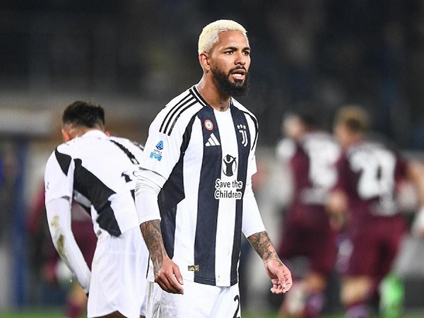 Douglas Luiz diminati Nottingham Forest (Image: Juventus)