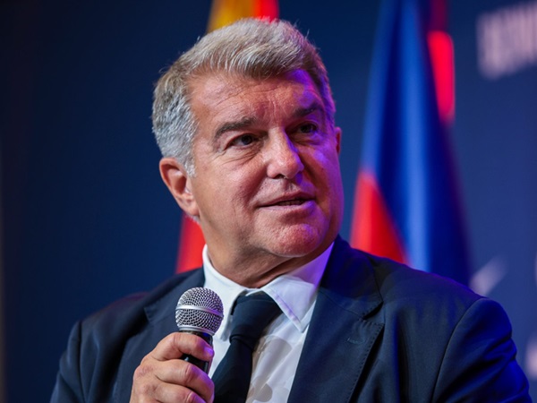 Joan Laporta Puji Peran Deco Usai Sukses Daftarkan Garcia dan Rashford