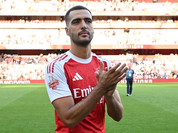 Gelandang Arsenal, Mikel Merino