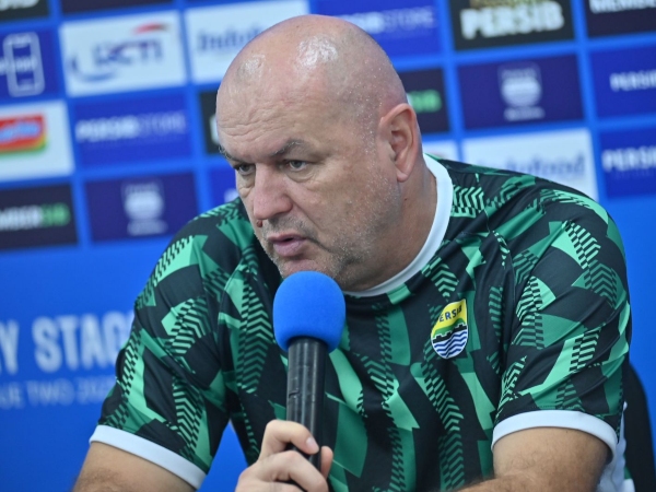 Pelatih Persib, Bojan Hodak