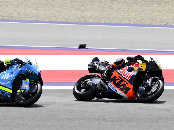 Brad Binder Sebut Raul Fernandez Penyebab Motornya Alami Kerusakan