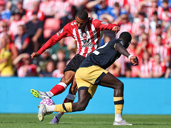 Fans Sunderland Bangga Usai The Black Cats Permalukan West Ham United