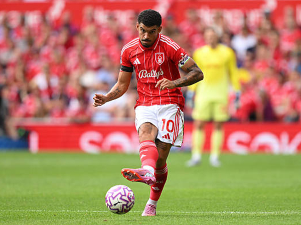 Gibbs-White Bersinar, Nottingham Forest Buka Musim dengan Penuh Keyakinan
