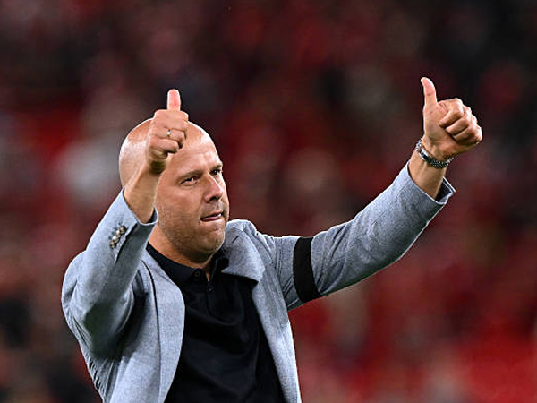 Liverpool Tumbangkan Bournemouth, Arne Slot Nikmati Drama Anfield