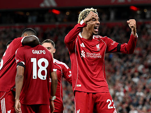 Berhasil Curi Hati Pendukung Liverpool, Hugo Ekitike Ungkap Rasa Bangga