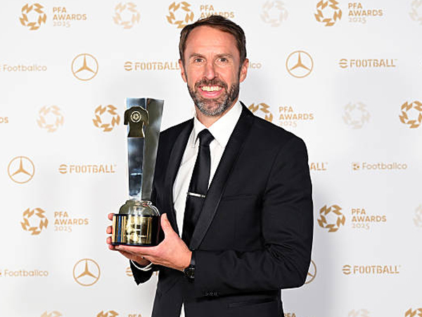 Gareth Southgate Raih Penghargaan PFA Merit 2025