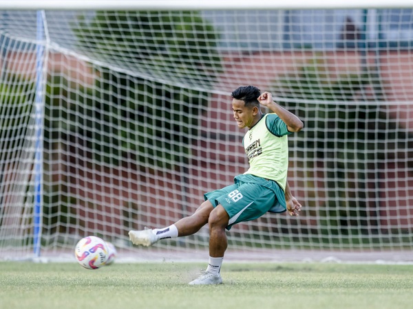 Gelandang muda Persebaya Surabaya, Toni Firmansyah