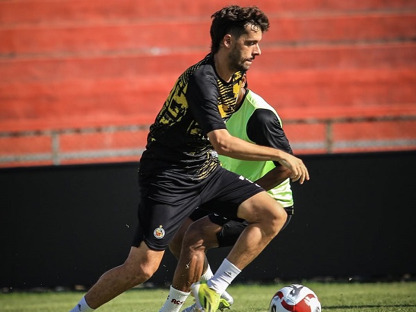 Gelandang Semen Padang FC, Felipe Chaby