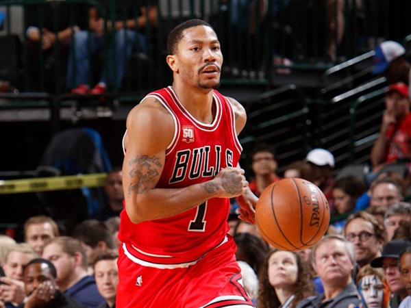 Harga Tiket Untuk Pensiunnya Jersey Derrick Rose Pecahkan Rekor Bulls