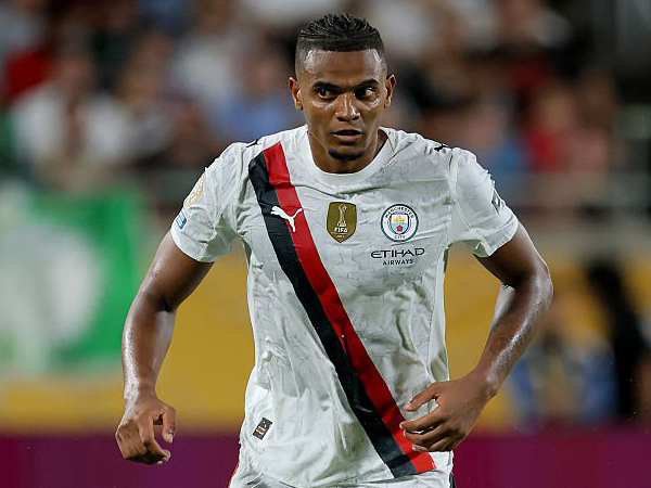 Manuel Akanji.