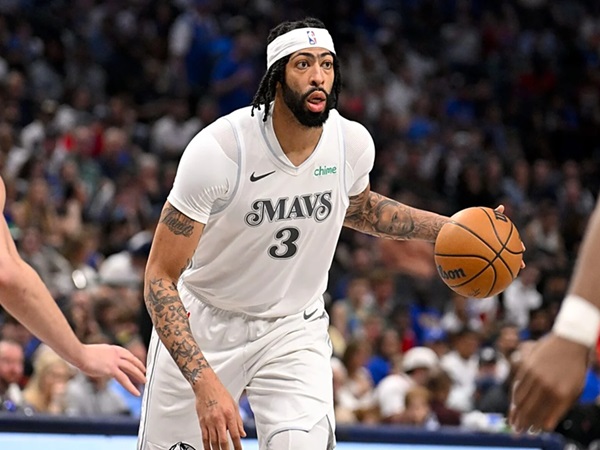 Mavericks Bisa Menangkan Gelar jika Anthony Davis Tetap Sehat