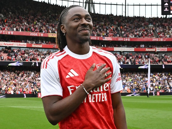 Eberechi Eze diperkenalkan sebagai pemain baru Arsenal