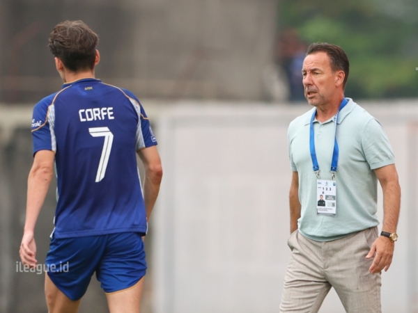 Pelatih PSIM, Jean-Paul van Gastel