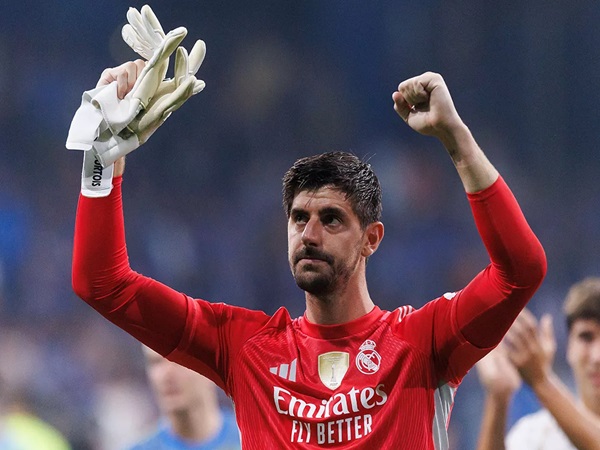 Thibaut Courtois Puas Real Madrid Menang Meyakinkan