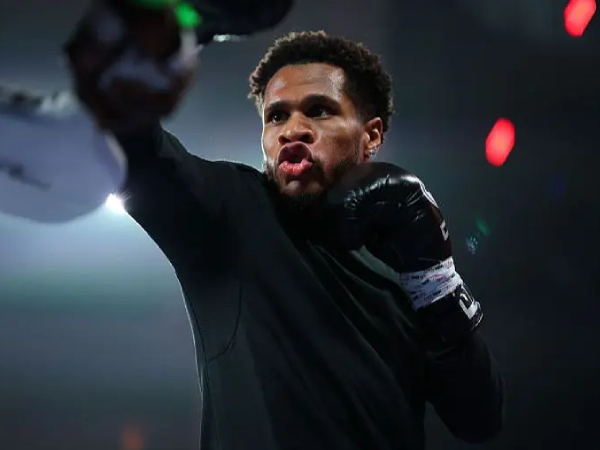 Devin Haney menuduh Sayed melakukan pencemaran nama baik, pemerasan, dan penganiayaan emosional yang disengaja. (Foto: Fight TV)