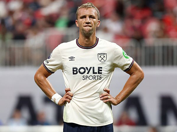 Tomas Soucek.