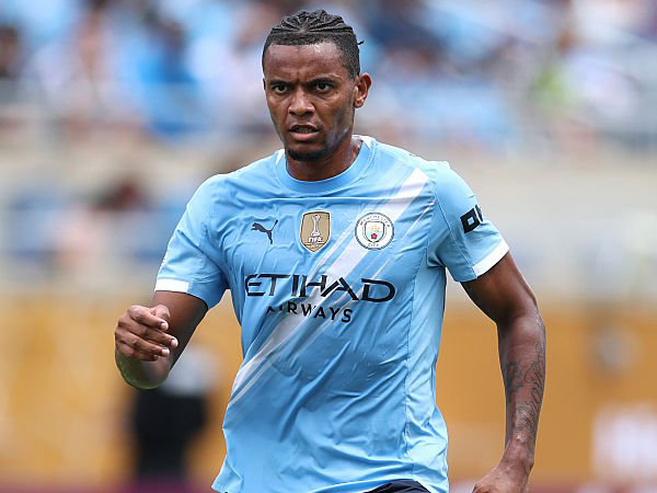 Manuel Akanji.