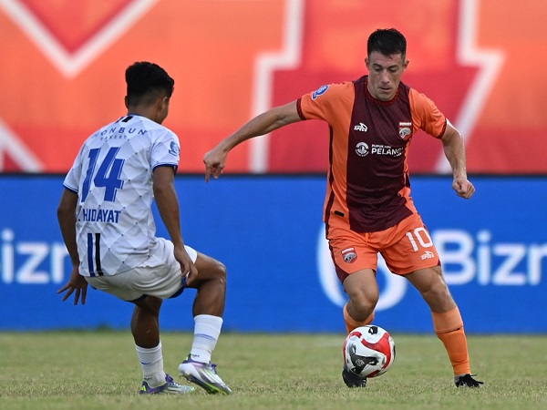 Gelandang Borneo FC, Mariano Peralta dipuji Fabio Lefundes