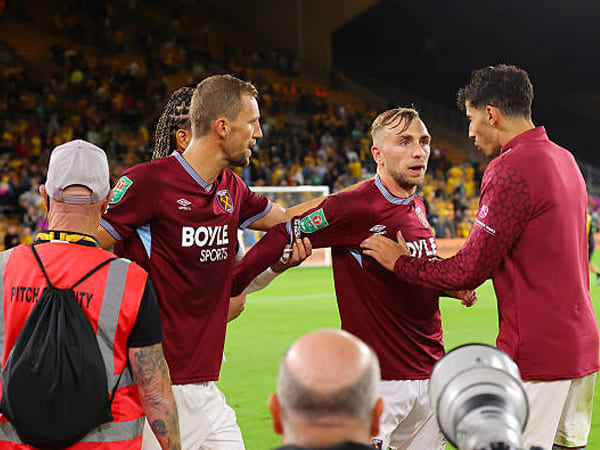 Terlibat Insiden dengan Fans West Ham United, Jarrod Bowen Minta Maaf