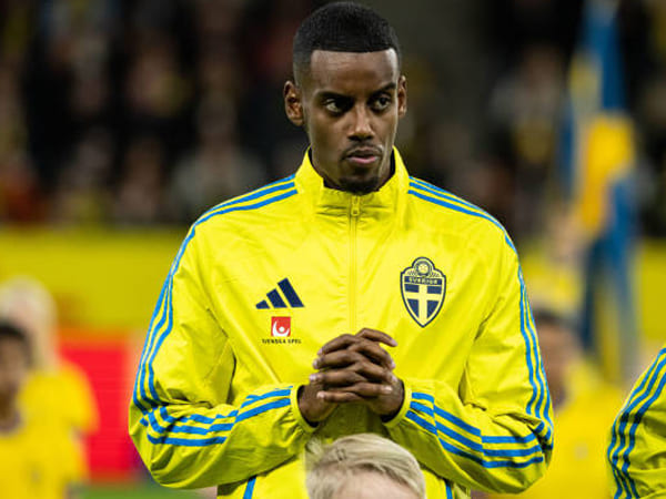 Absen dari Pramusim Newcastle, Alexander Isak Tetap Dipanggil Timnas Swedia